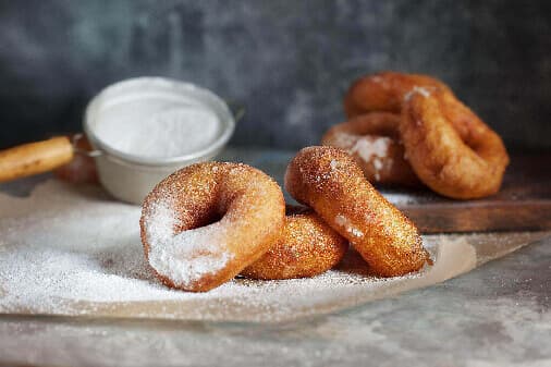 Hot Fresh Sugared Doughnuts Hire